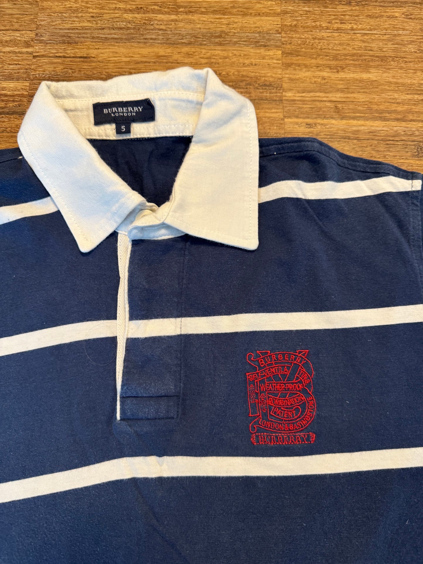 Burberry Sweater (M)
